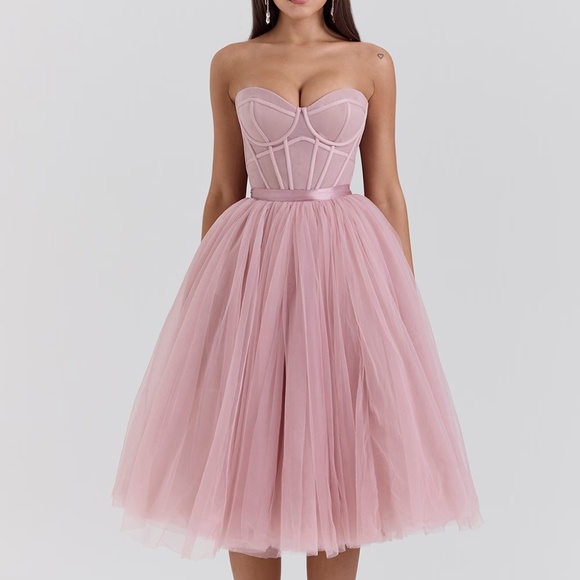 NWT House of CB Women's Darling Corset Fit & Flare Dress - Pink - size M - Picture 1 of 8